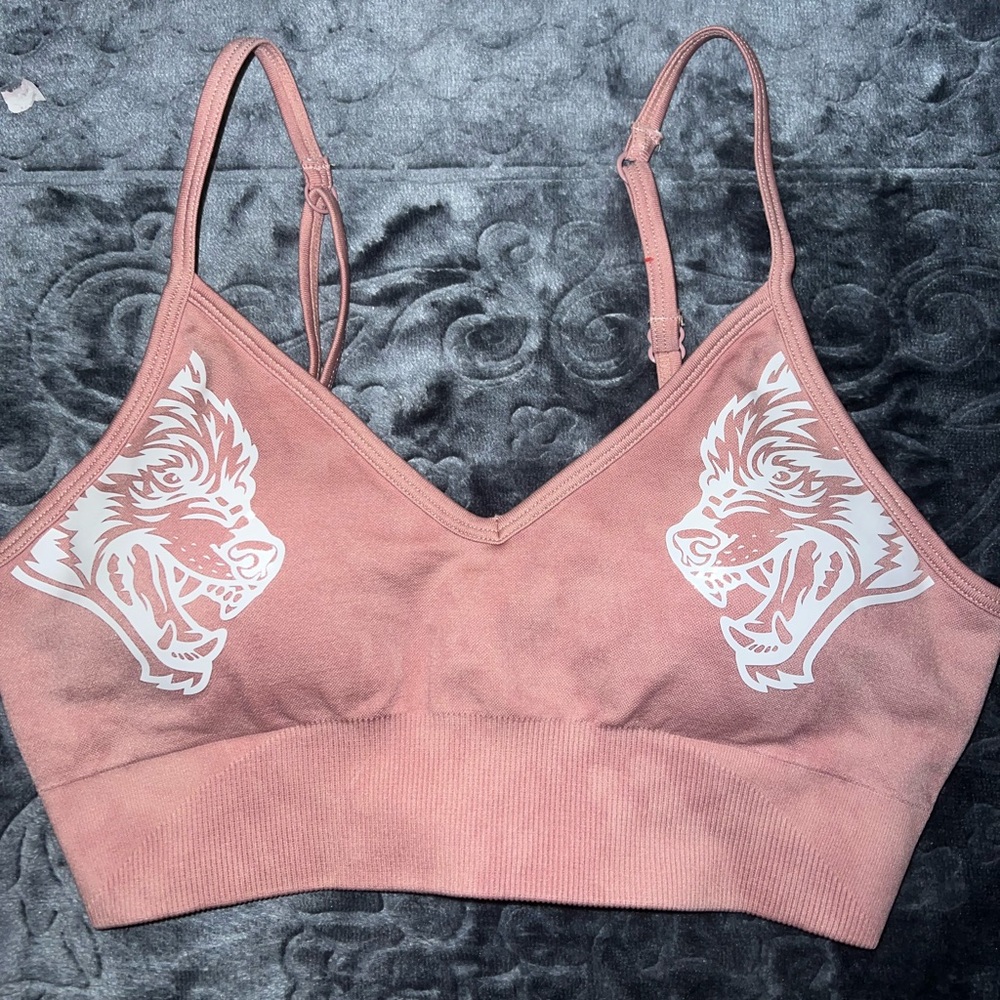 Darc Sport Everton Women's Pink Sports bra size Medium NWOT